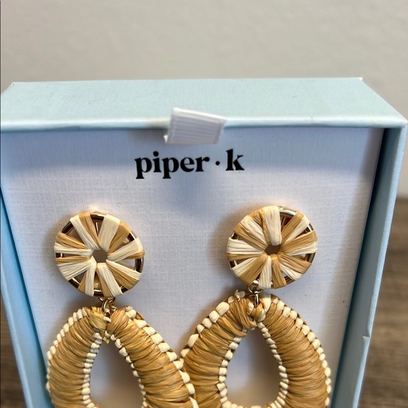 Piper K Woven Teardrop Earrings ✨ - Picture 6 of 7